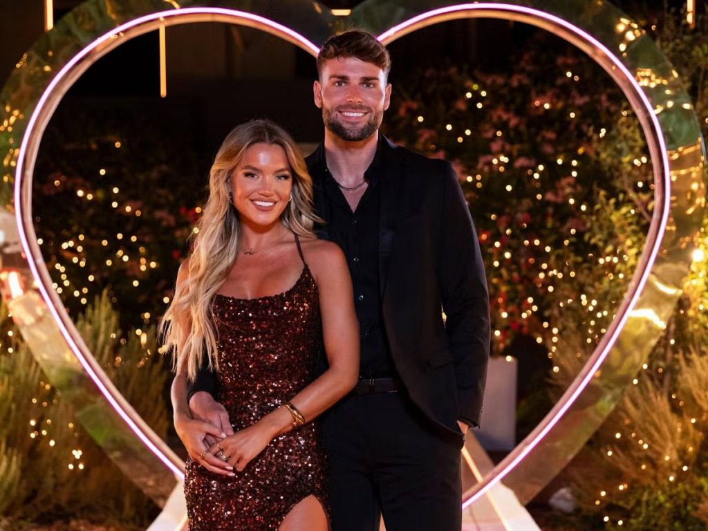 Molly Smith and Tom Clare are the 2024 Love Island All Stars winners